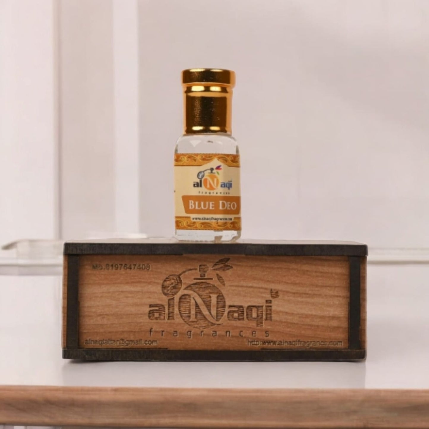 Invigorating attar with a clean and energizing scent, ideal for any occasion.