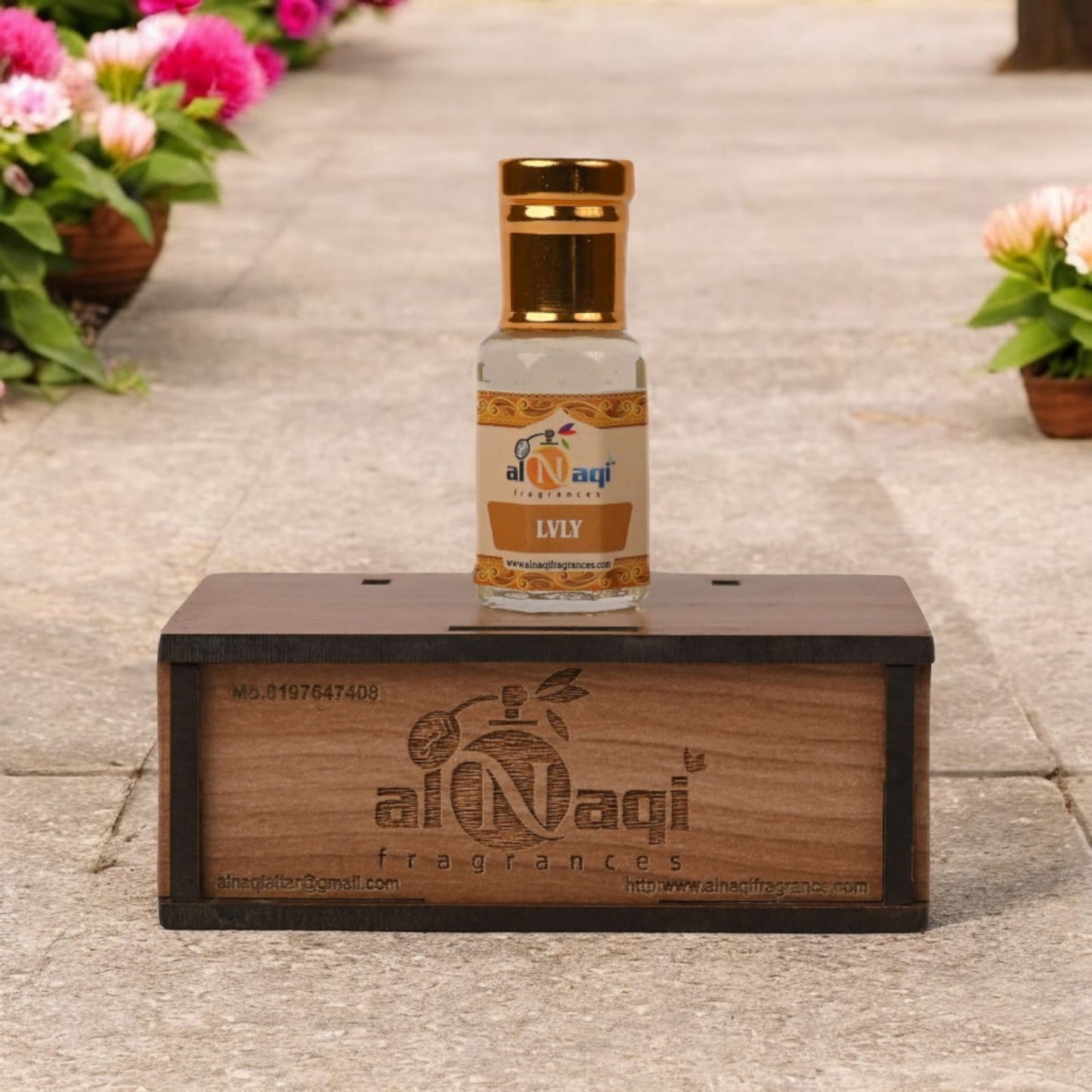 Designer fragrance ideal for special occasions.