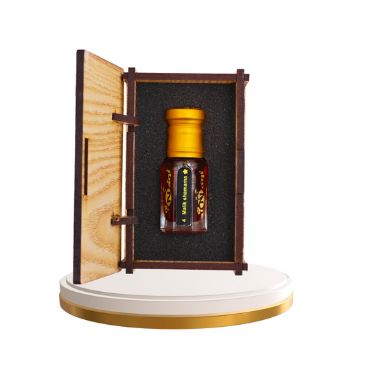 Traditional shamama fragrance oil with deep spicy, woody, and warm oriental aroma